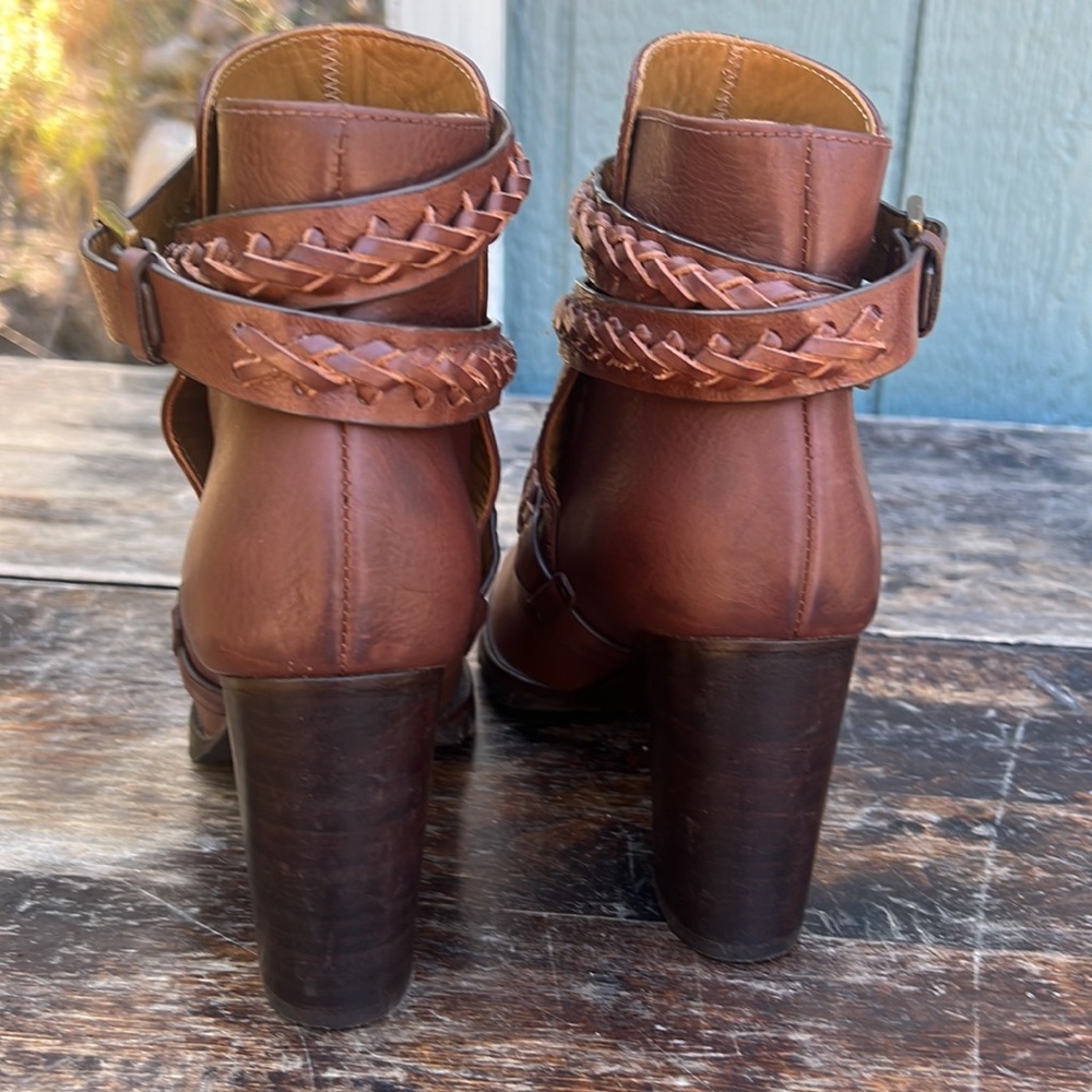 Polo Ralph Lauren NWOT leather heeled ankle boots with braided straps size 38 - Picture 6 of 9